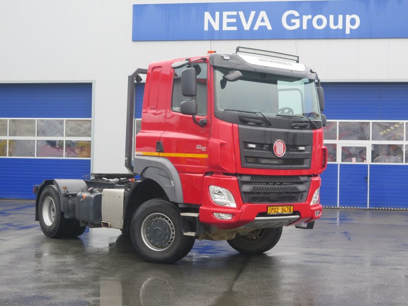 DAF TATRA TRAKTOR 4x4 T 158/III 