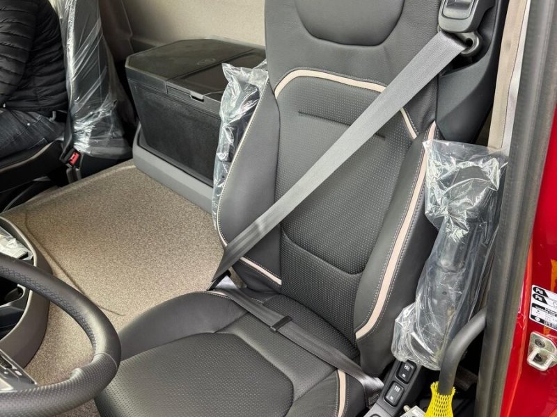 DAF TATRA PHOENIX 530 8x8 S3 VS Mont *MR2024 