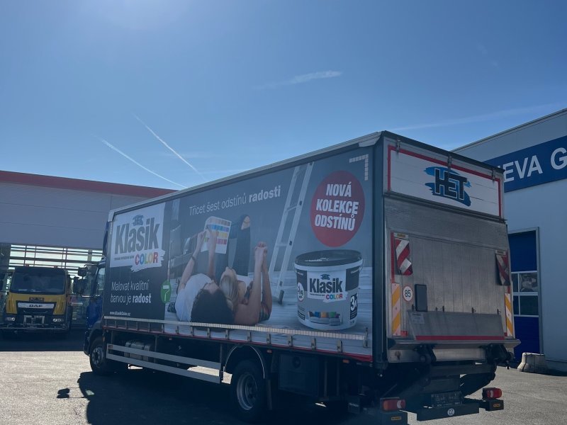 DAF DAF LF 290 FA 16t. *Valník; plachta; zadní čelo (1.500kg)