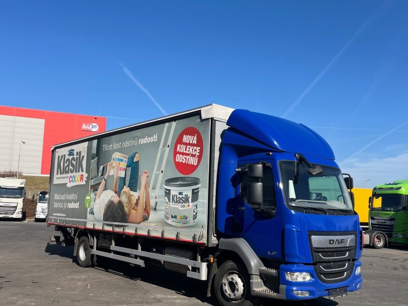 DAF DAF LF 290 FA 16t. *Valník; plachta; zadní čelo (1.500kg)