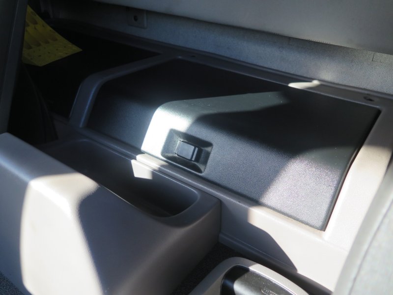 DAF DAF LF 260 SCHLAD. SKŘÍN LAMBERT. MAN.