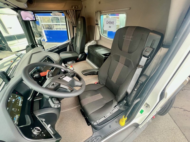 DAF XDC 450 FAD 8x4 STETTER