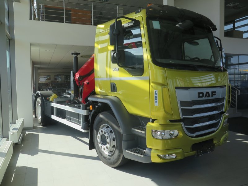 DAF XB 320 FA 19t. FORNAL