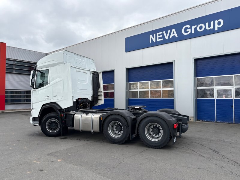 DAF XF 530 FTT 6X4