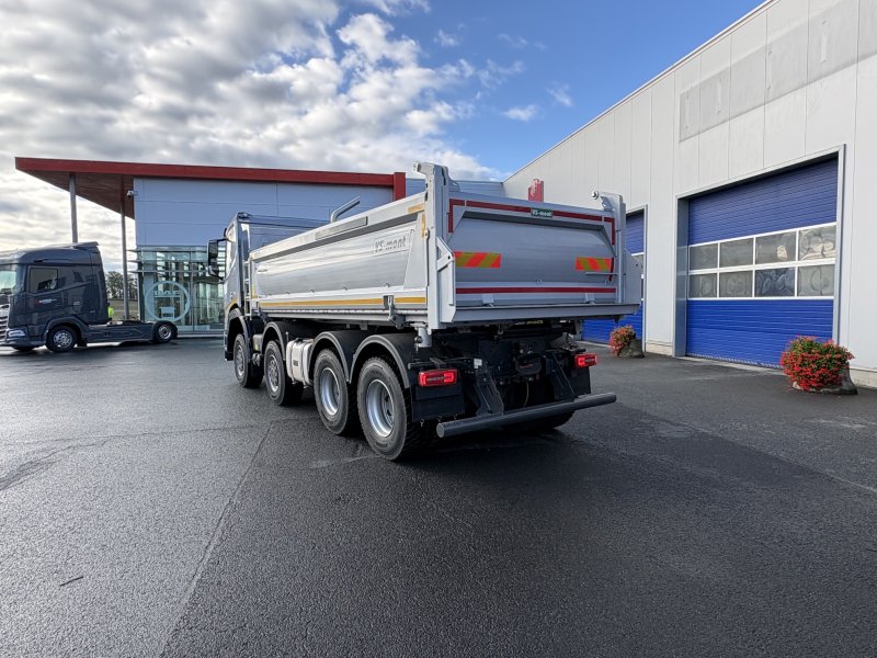 TATRA PHOENIX 8x8 86R44P23
