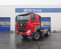 TATRA TRAKTOR 4x4 T 158/III 