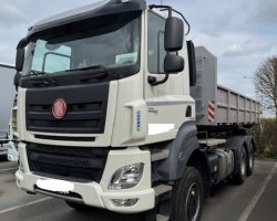 TATRA Phoenix 480ps 6x6 manuál hákový nosič 